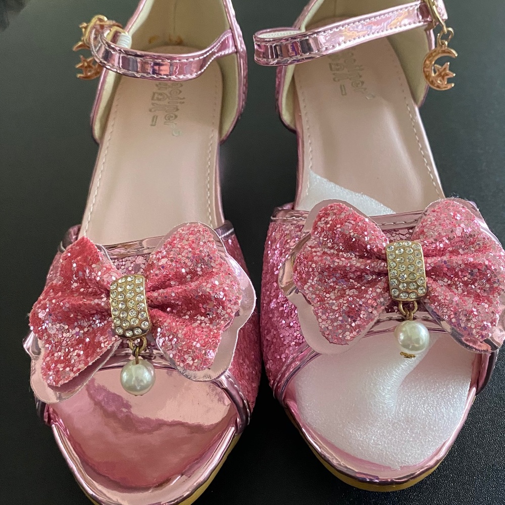 DRESSY PINK GIRLS SHOES
